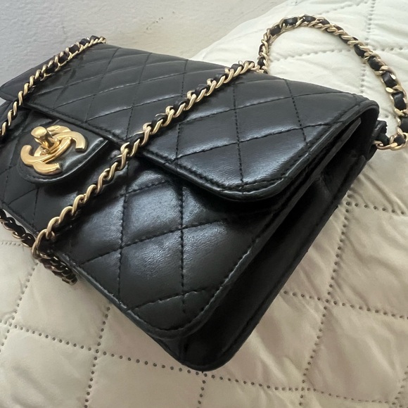 CHANEL Black Quilted Crossbody Bag with Gold Chain - Picture 12 of 12